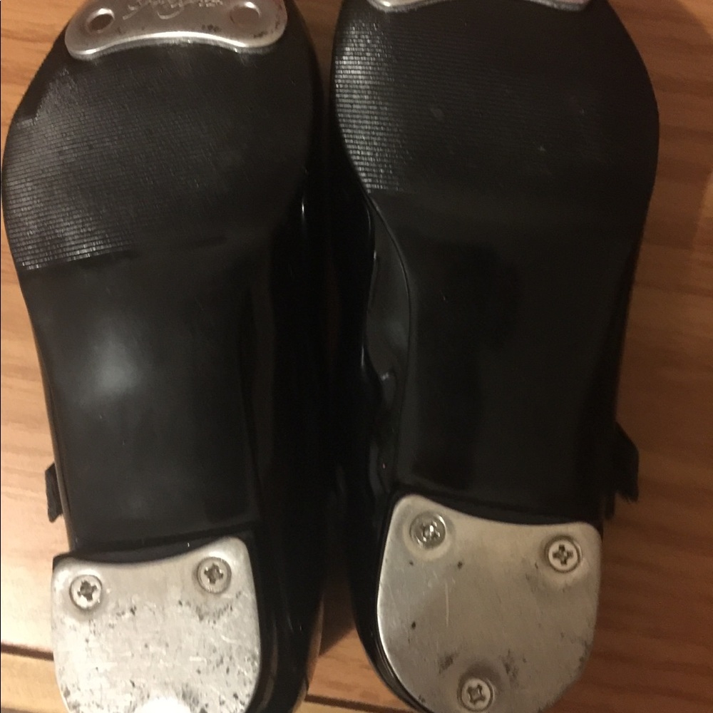 Girls toddler size 9 tape shoes
